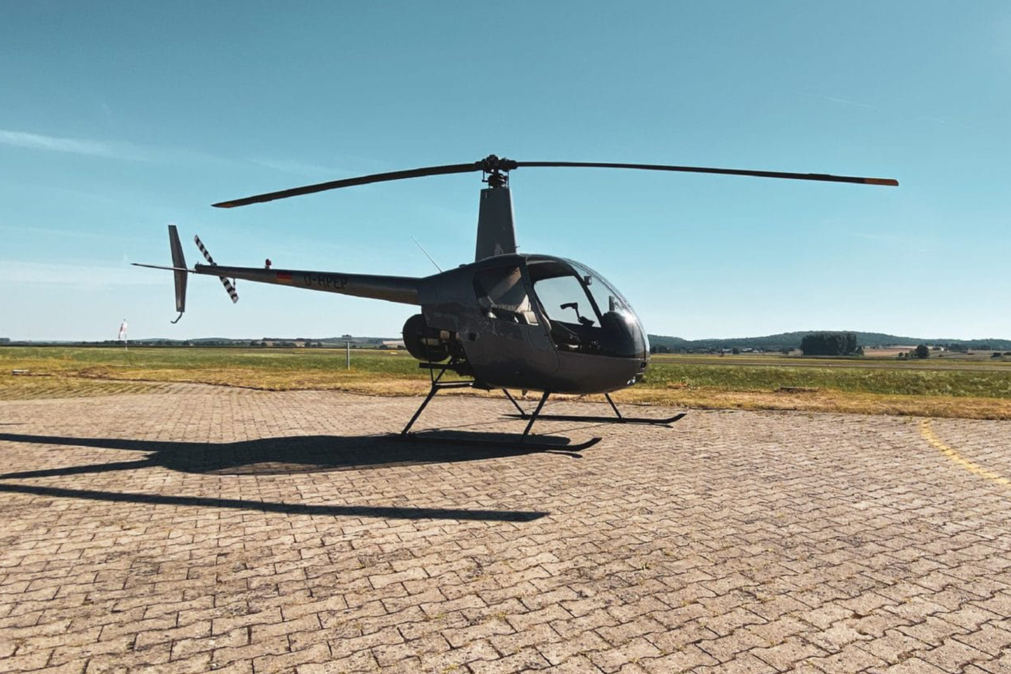 Außenansicht ROBINSON® R66